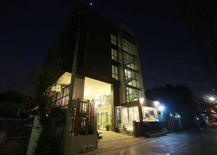 S50 Sukhumvit 호스텔
